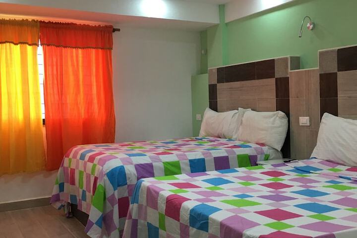 Room 10 of 76
