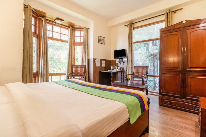 Room 14 of 42