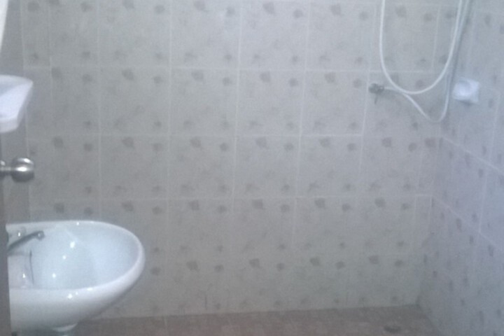Room 6 of 49