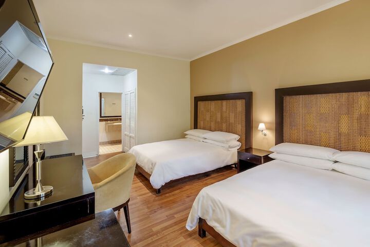 Room 16 of 74