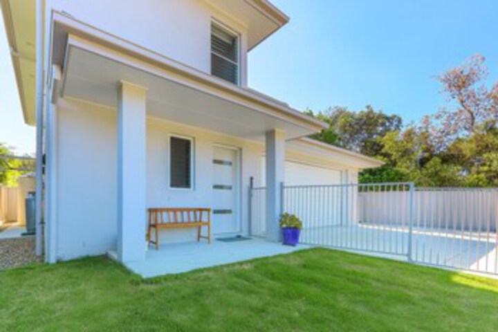 Property Grounds 18 of 25