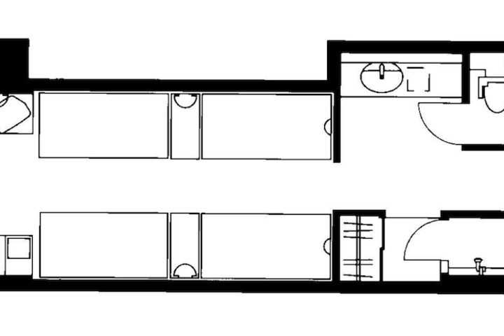 Room 13 of 105