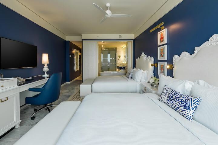 Room 41 of 293