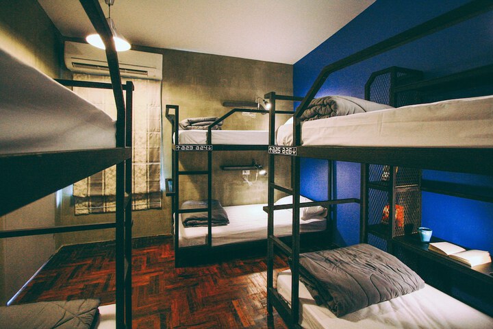 Room 13 of 60
