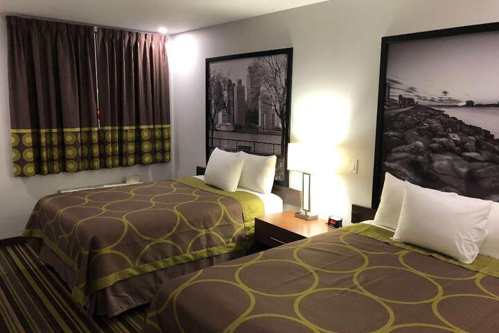 1 King Bed (1 of 7)