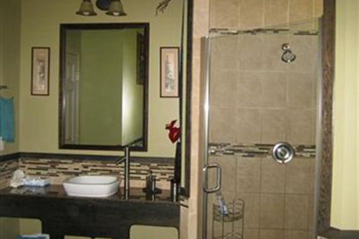 Room 8 of 20