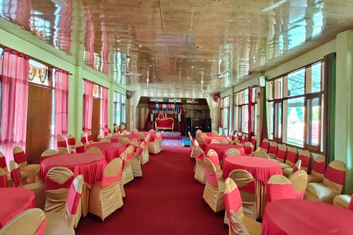 Ballroom/Hall 24 of 60