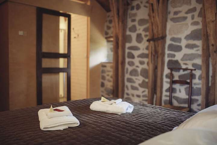 Room 3 of 47