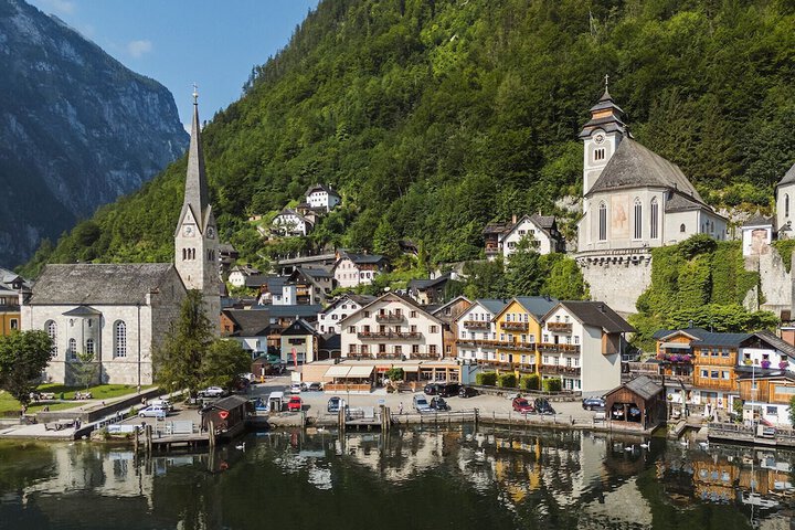 Exterior of Heritage Hotel Hallstatt