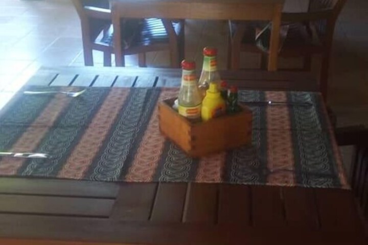 Dining 45 of 51