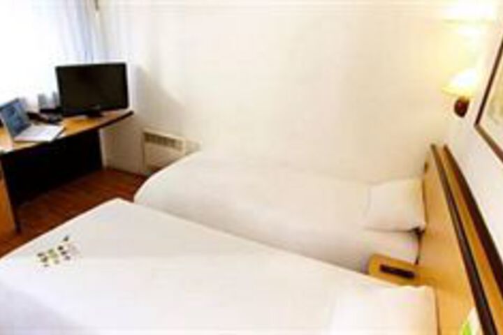 Room 7 of 21