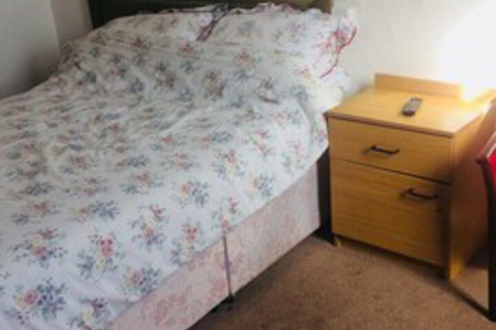 Room 6 of 6