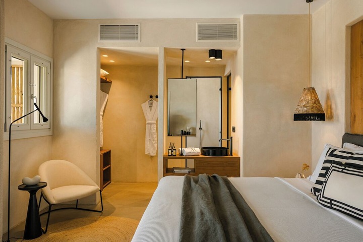 Room 4 of 88