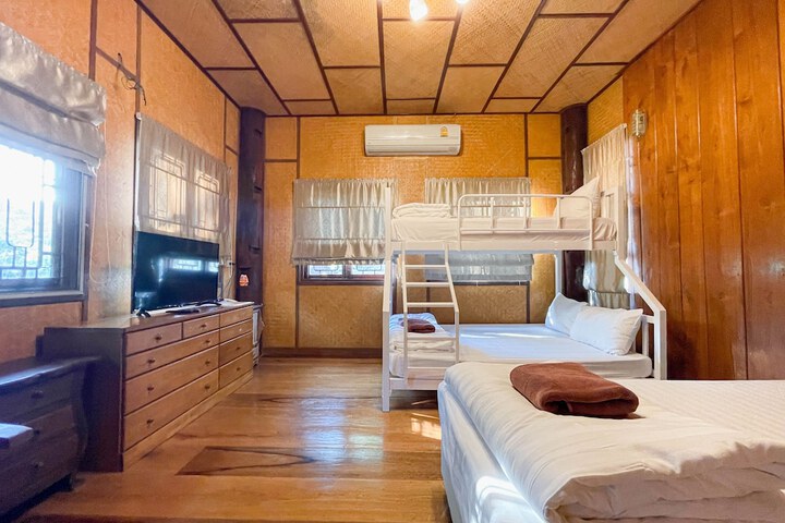 Room 31 of 108