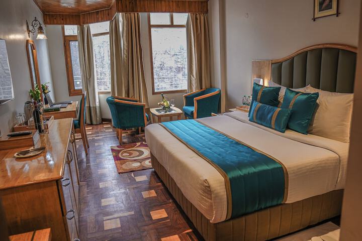 Room 32 of 89