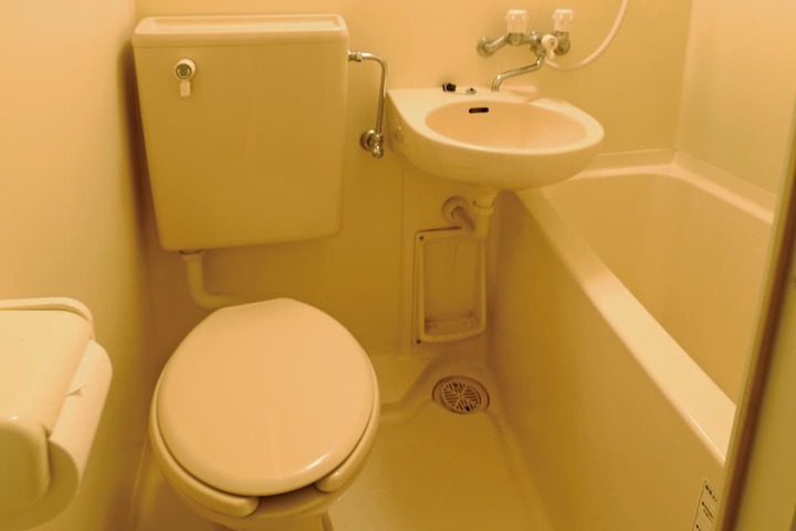 Room 15 of 27