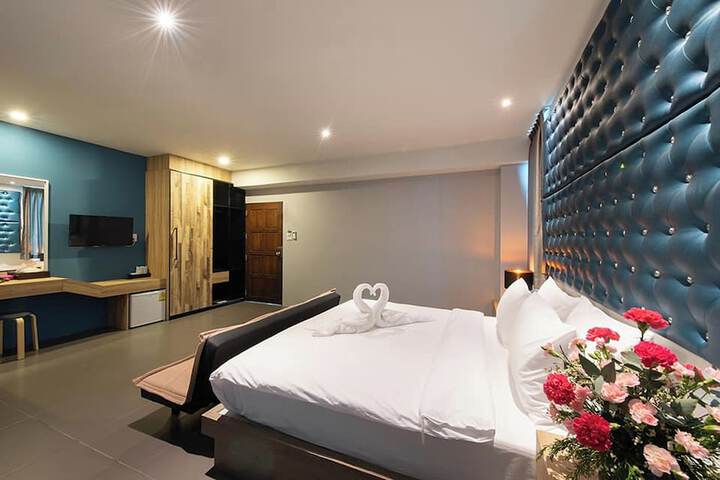 Room 18 of 31