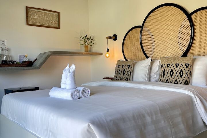 Room 10 of 78