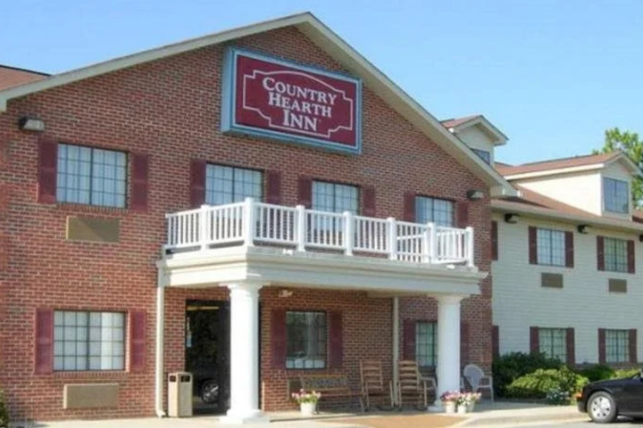 Garden Inn & Suites - Fitzgerald