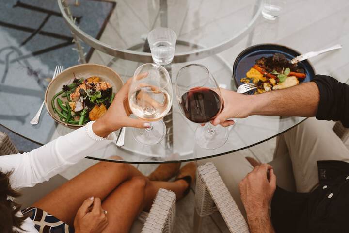 Dining 73 of 107