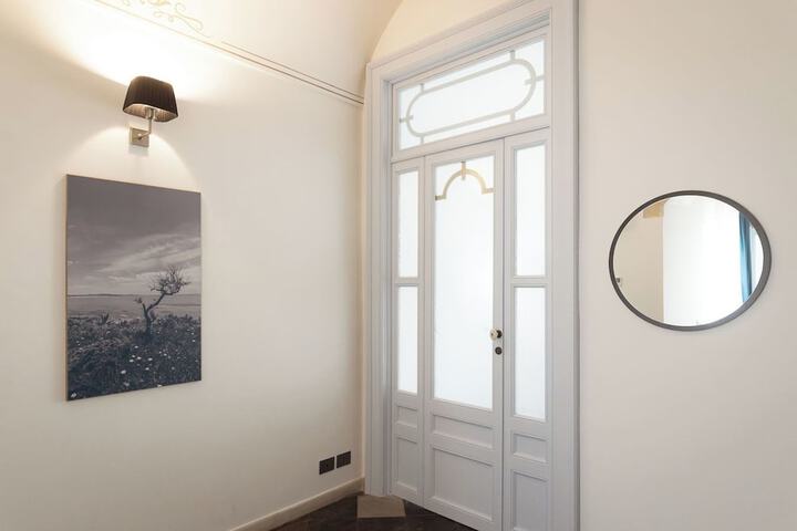 Room 46 of 92