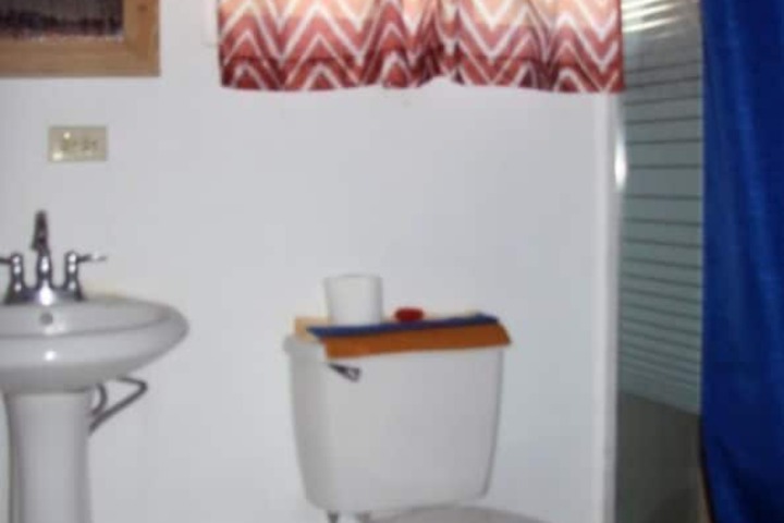 Room 13 of 28