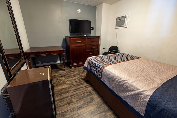 2 Double Beds (3 of 15)