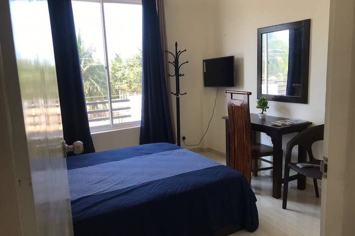 Room 3 of 4