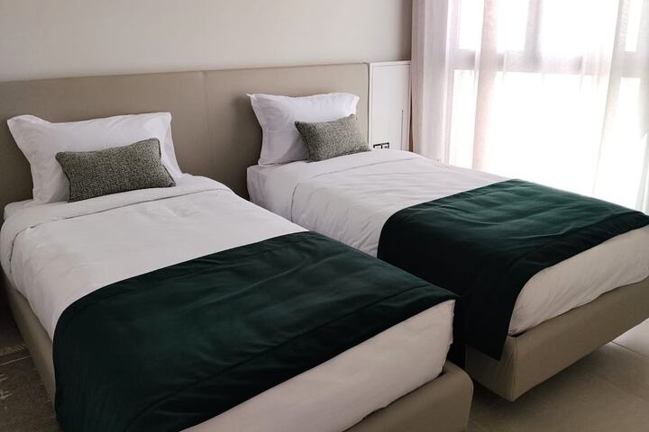 Room 13 of 47