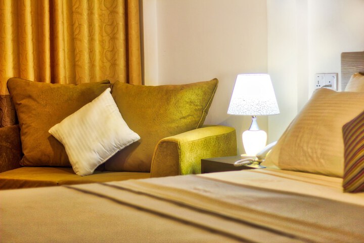 Room 16 of 27