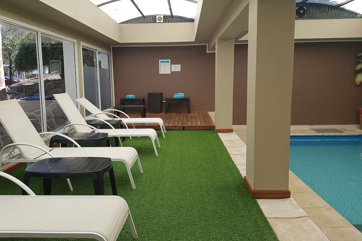 Hotel Pool