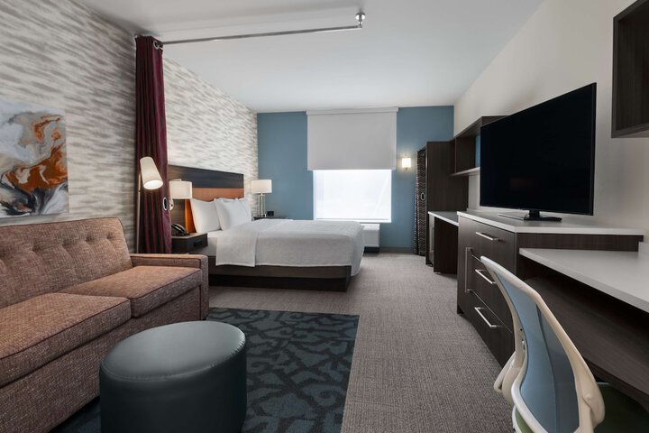 Room 18 of 36