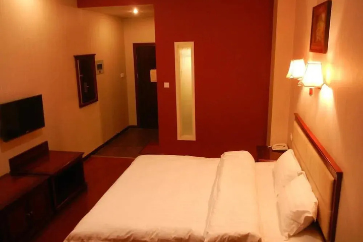 Room 3 of 10