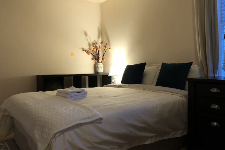 Room 10 of 46