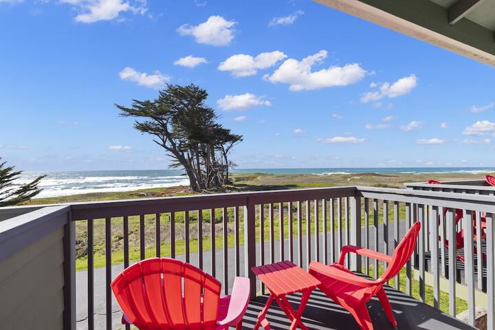 1 King Bed Ocean View (28 of 30)