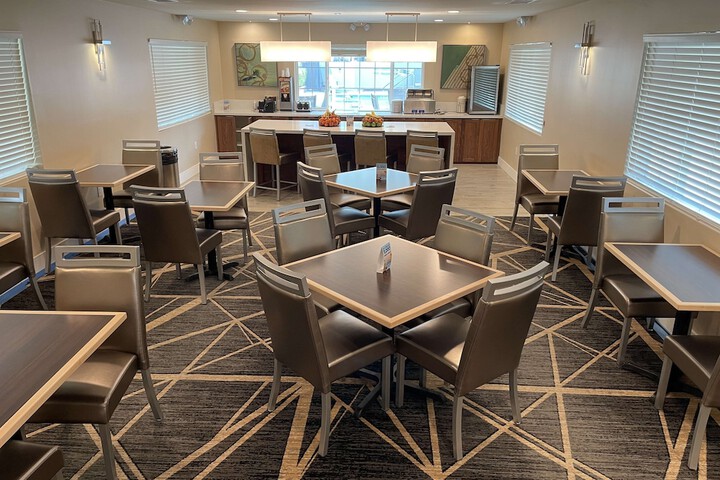 Breakfast area