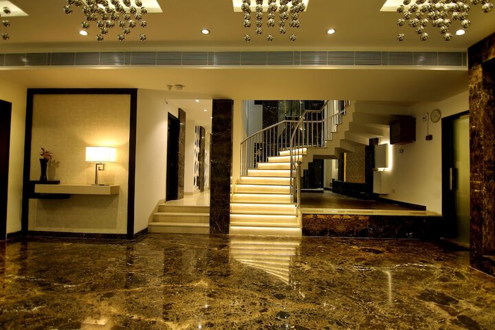 Hotel Lobby