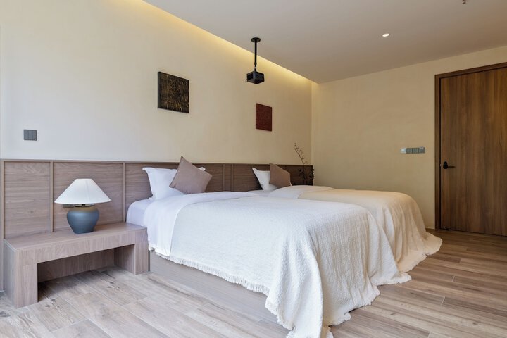 Room 20 of 58
