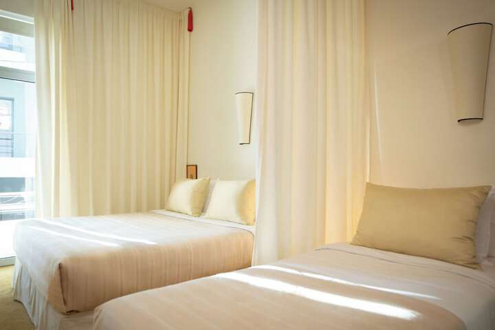 Room 31 of 61