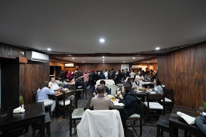 Dining 81 of 198