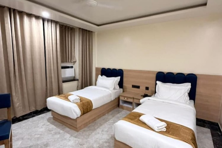 Room 16 of 26
