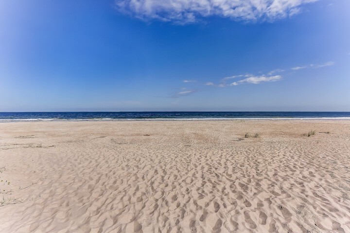Beach 19 of 21