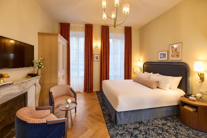 Room 35 of 192
