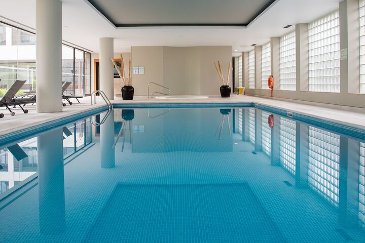 Pool 62 of 126