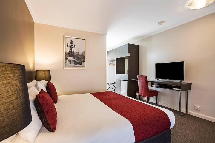 Room 12 of 21