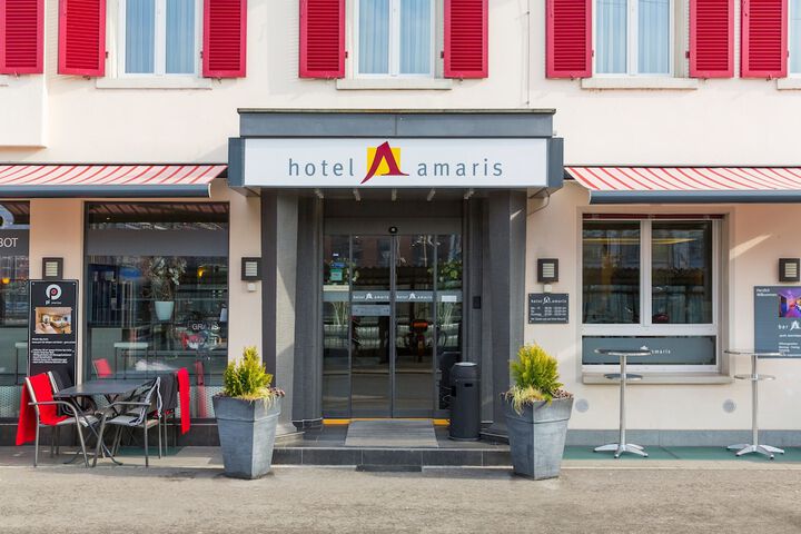 Hotel 75 of 79