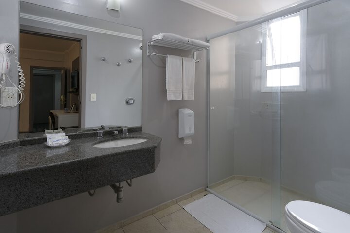 Room 42 of 65