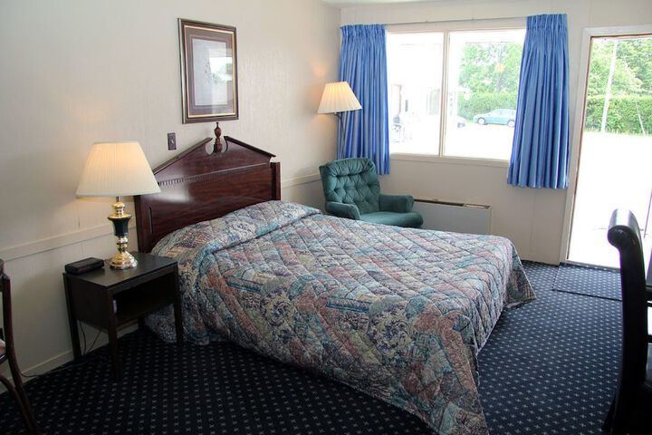 Room 3 of 19