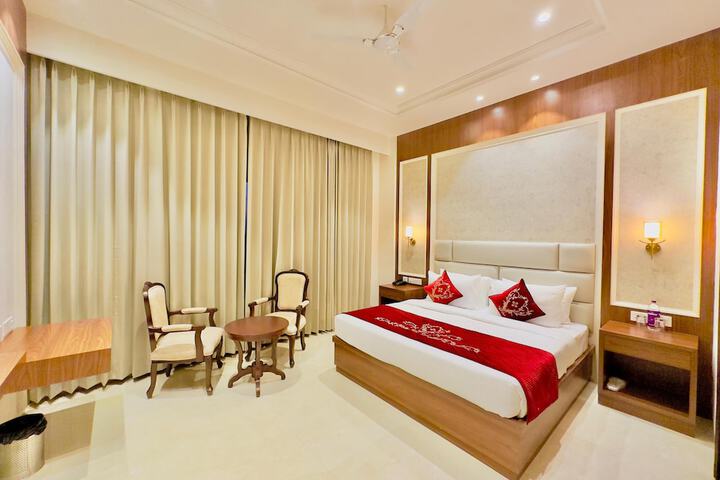 Room 36 of 46