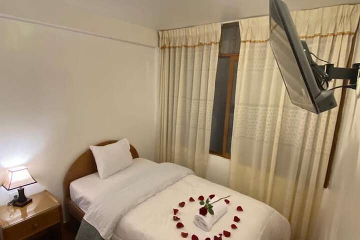 Room 3 of 22